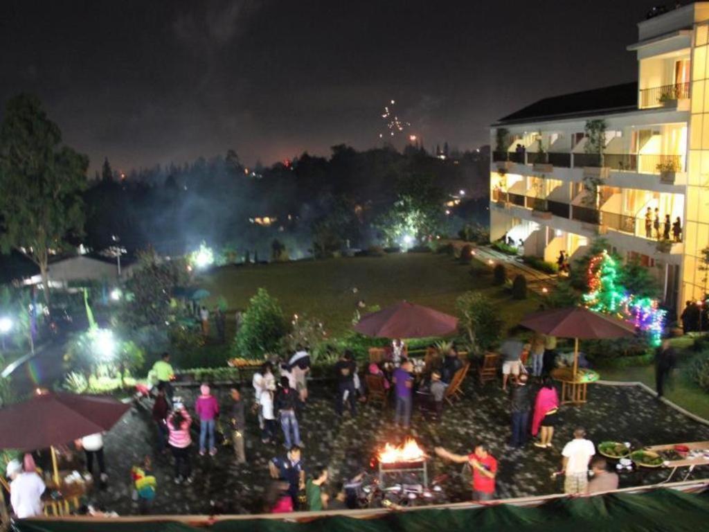 Casa Monte Rosa Puncak Exterior photo